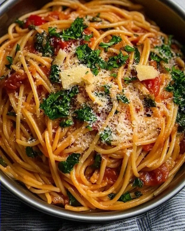 One-Pot Vegetarian Spaghetti Recipe is a must-try!